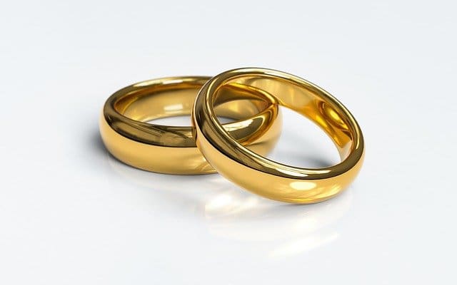 wedding-rings-3611277_640